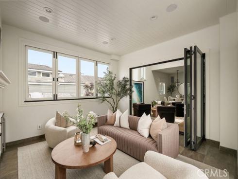 412 Goldenrod Avenue, Corona del Mar, CA