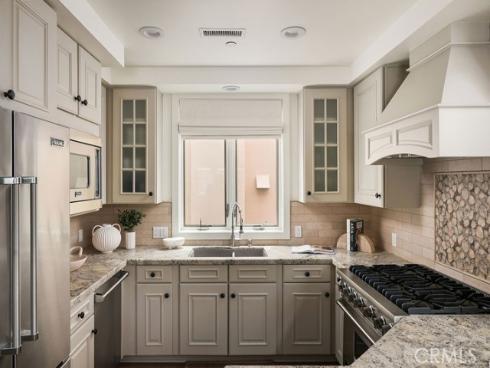 412 Goldenrod Avenue, Corona del Mar, CA