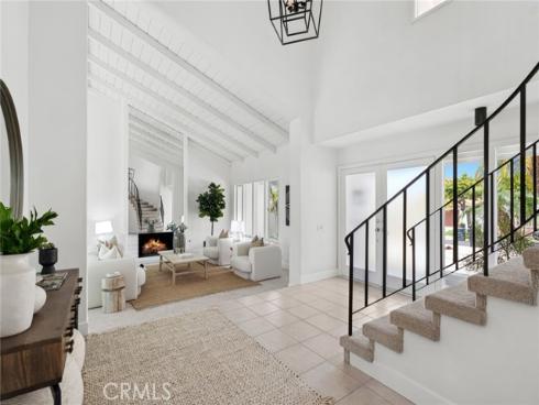 25 Point Loma Drive, Corona del Mar, CA