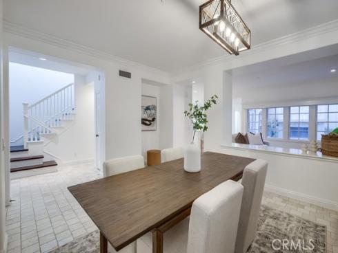 2569 Bungalow Place, Corona del Mar, CA