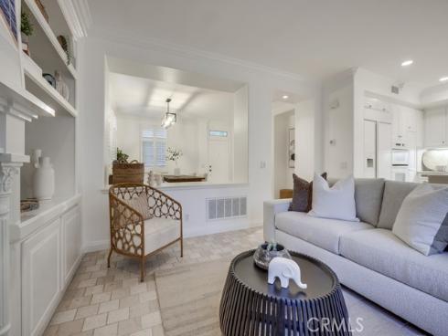 2569 Bungalow Place, Corona del Mar, CA