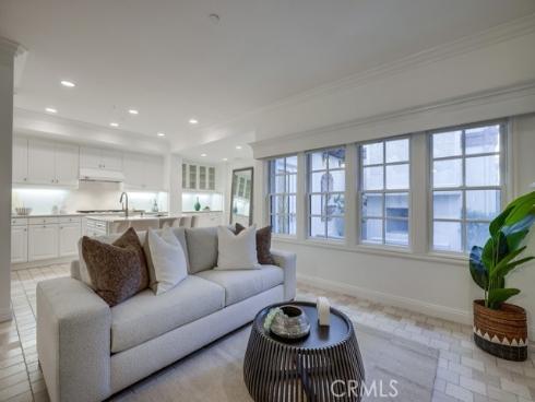 2569 Bungalow Place, Corona del Mar, CA