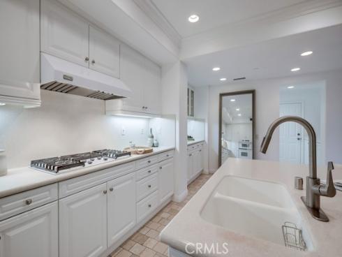 2569 Bungalow Place, Corona del Mar, CA