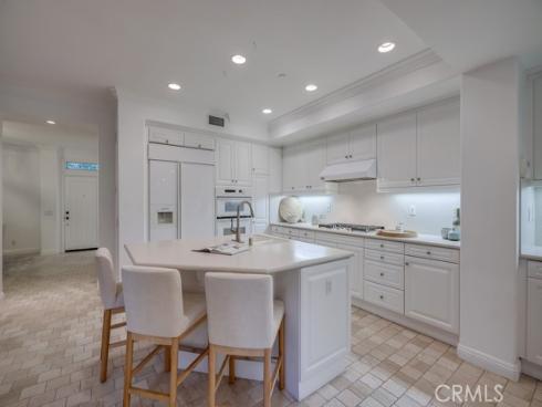 2569 Bungalow Place, Corona del Mar, CA