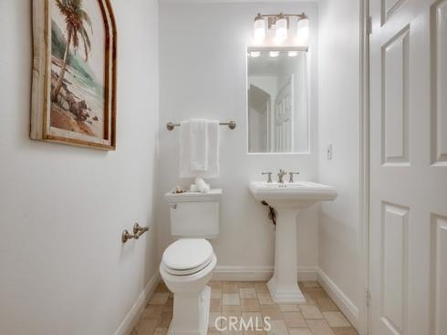 2569 Bungalow Place, Corona del Mar, CA