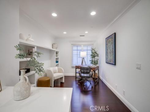 2569 Bungalow Place, Corona del Mar, CA