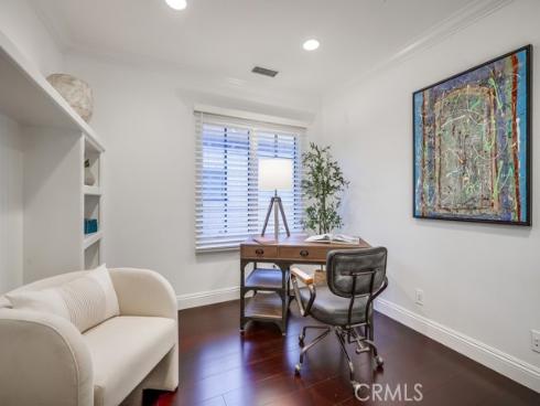 2569 Bungalow Place, Corona del Mar, CA