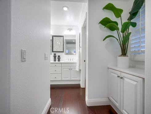 2569 Bungalow Place, Corona del Mar, CA