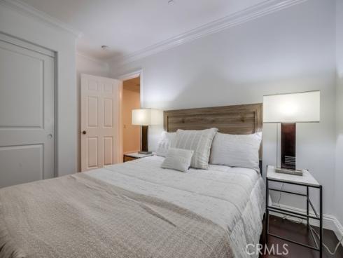 2569 Bungalow Place, Corona del Mar, CA