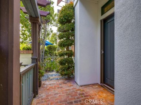 2569 Bungalow Place, Corona del Mar, CA