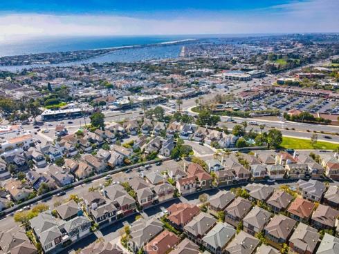 2569 Bungalow Place, Corona del Mar, CA