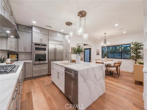35  Beachcomber   Drive, Corona del Mar, CA