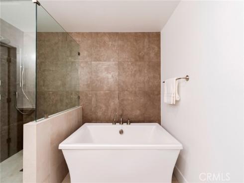 35  Beachcomber   Drive, Corona del Mar, CA