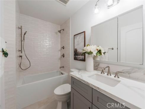 35  Beachcomber   Drive, Corona del Mar, CA