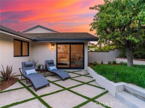 35  Beachcomber   Drive, Corona del Mar, CA