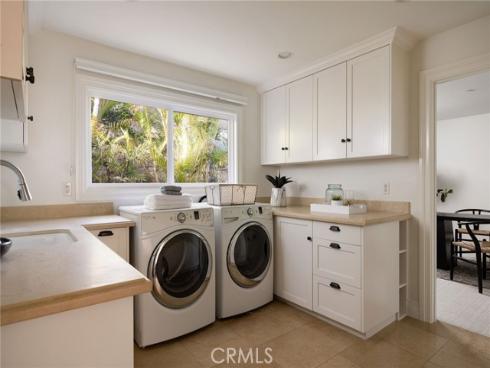 633 Rockford Road, Corona del Mar, CA