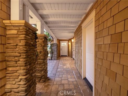 633 Rockford Road, Corona del Mar, CA
