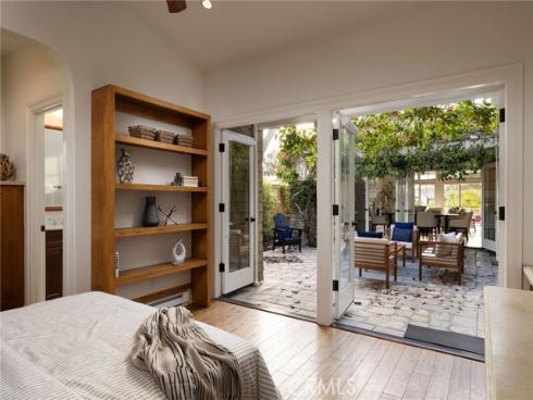 633 Rockford Road, Corona del Mar, CA