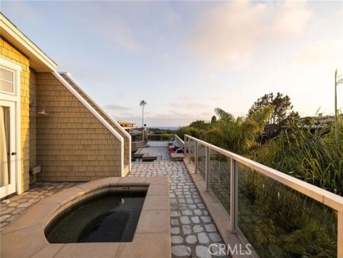 633 Rockford Road, Corona del Mar, CA