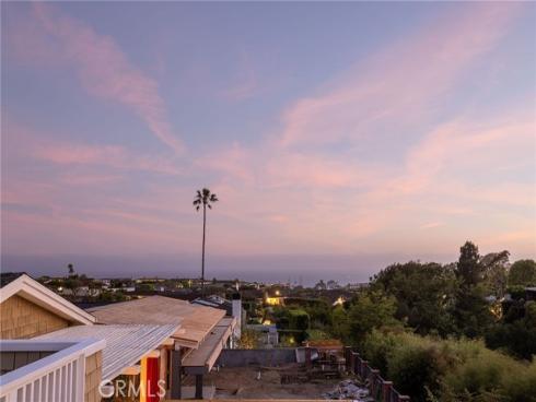 633 Rockford Road, Corona del Mar, CA