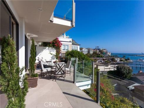 2301 Pacific Drive, Corona del Mar, CA