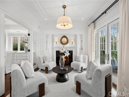 215 Marigold Avenue, Corona del Mar, CA