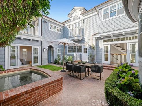 215 Marigold Avenue, Corona del Mar, CA