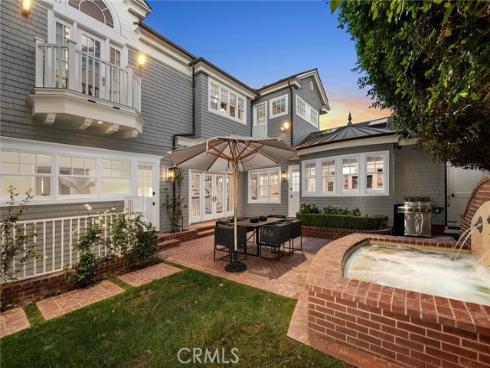 215 Marigold Avenue, Corona del Mar, CA