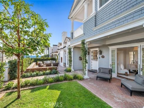 215 Marigold Avenue, Corona del Mar, CA