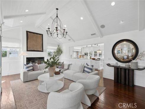 215 Marigold Avenue, Corona del Mar, CA