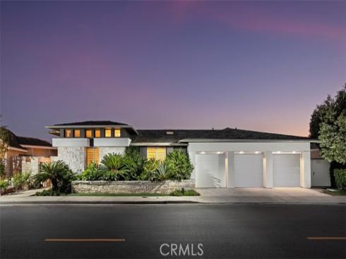 1535 Dolphin Terrace