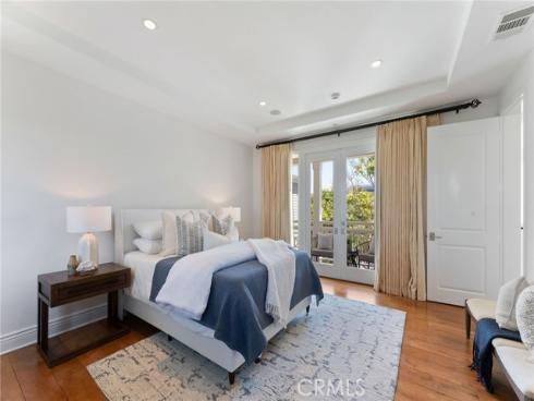 3201  4th Avenue   Avenue, Corona del Mar, CA