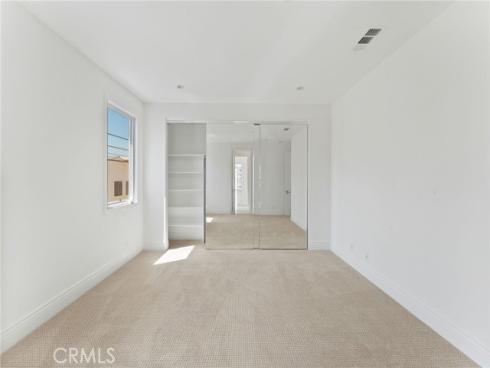 3201  4th Avenue   Avenue, Corona del Mar, CA