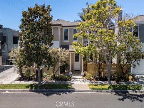 3201  4th Avenue   Avenue, Corona del Mar, CA