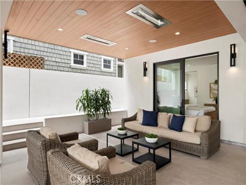 516  Larkspur   Avenue, Corona del Mar, CA