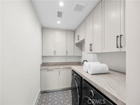 516  Larkspur   Avenue, Corona del Mar, CA