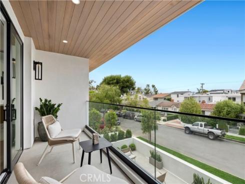 516  Larkspur   Avenue, Corona del Mar, CA