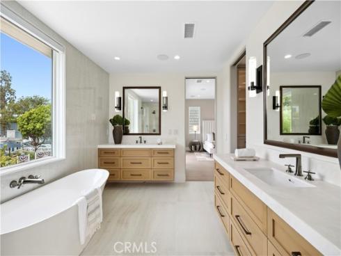 516  Larkspur   Avenue, Corona del Mar, CA