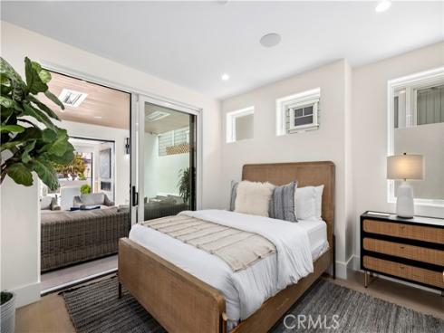 516  Larkspur   Avenue, Corona del Mar, CA