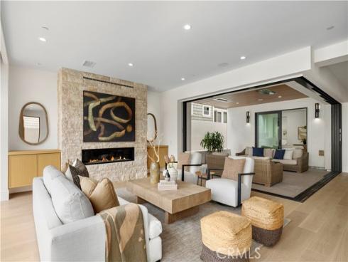 516  Larkspur   Avenue, Corona del Mar, CA