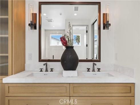 516  Larkspur (rear Home)   Avenue, Corona del Mar, CA