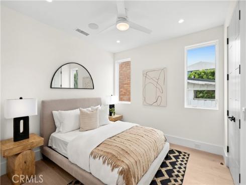 516  Larkspur (rear Home)   Avenue, Corona del Mar, CA