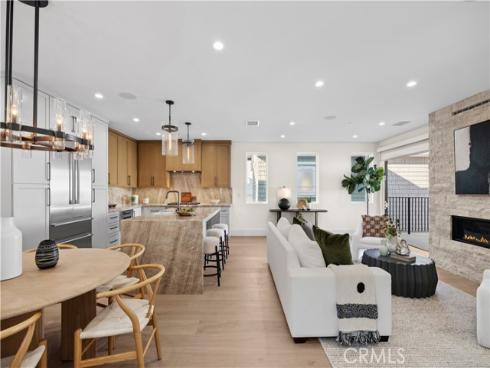 516  Larkspur (rear Home)   Avenue, Corona del Mar, CA