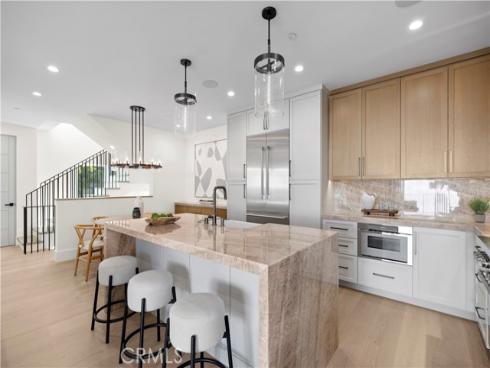 516  Larkspur (rear Home)   Avenue, Corona del Mar, CA