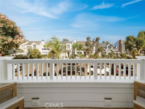 515 Narcissus Avenue, Corona del Mar, CA
