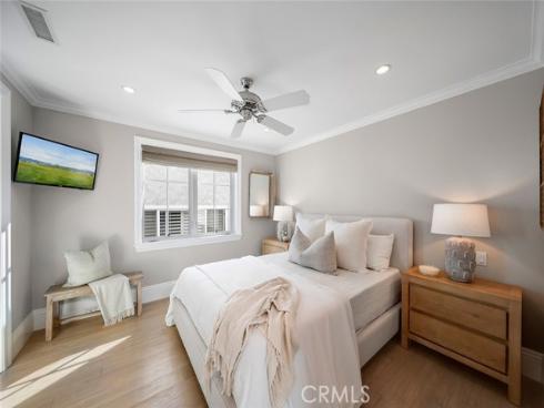 515 Narcissus Avenue, Corona del Mar, CA