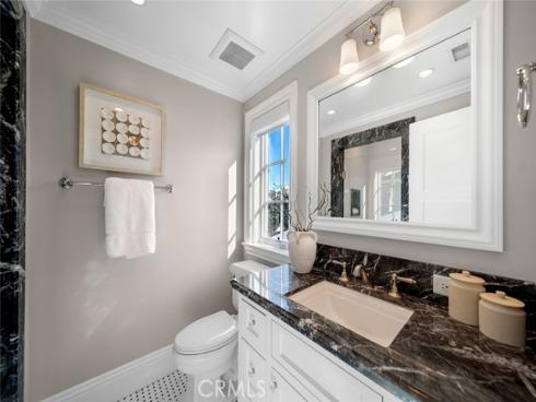 515 Narcissus Avenue, Corona del Mar, CA