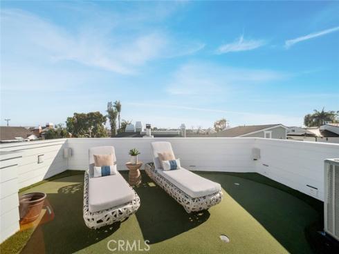 515 Narcissus Avenue, Corona del Mar, CA