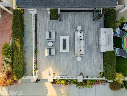 515 Narcissus Avenue, Corona del Mar, CA