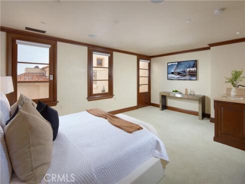 3300 Ocean Boulevard, Corona del Mar, CA